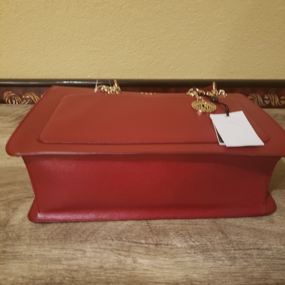 DKNY Purse - Picture 4 of 4